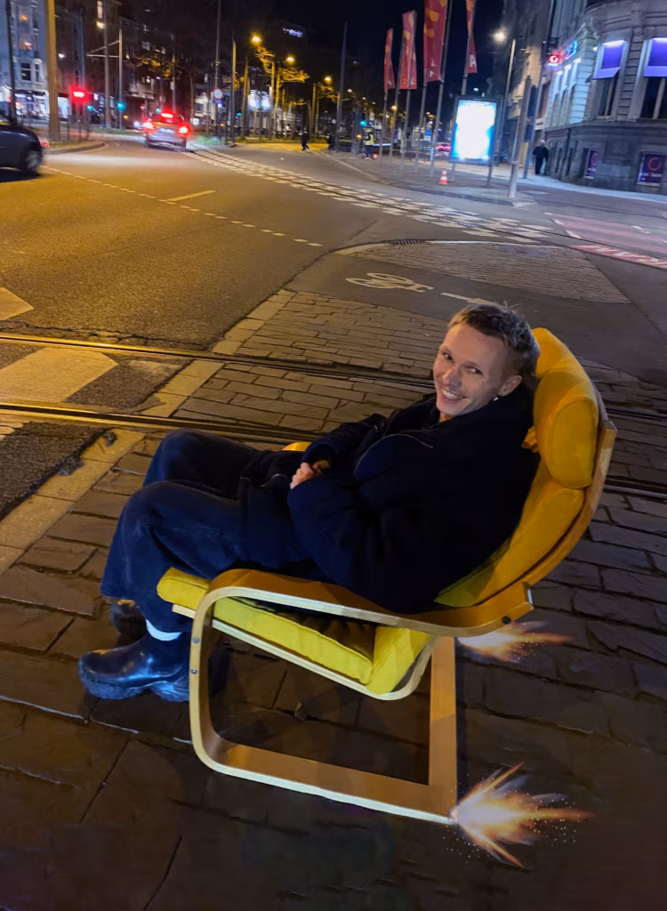 Katkendid romaanist „See ilus armastuslugu, mille lugemist ma kunagi ei lõpeta“